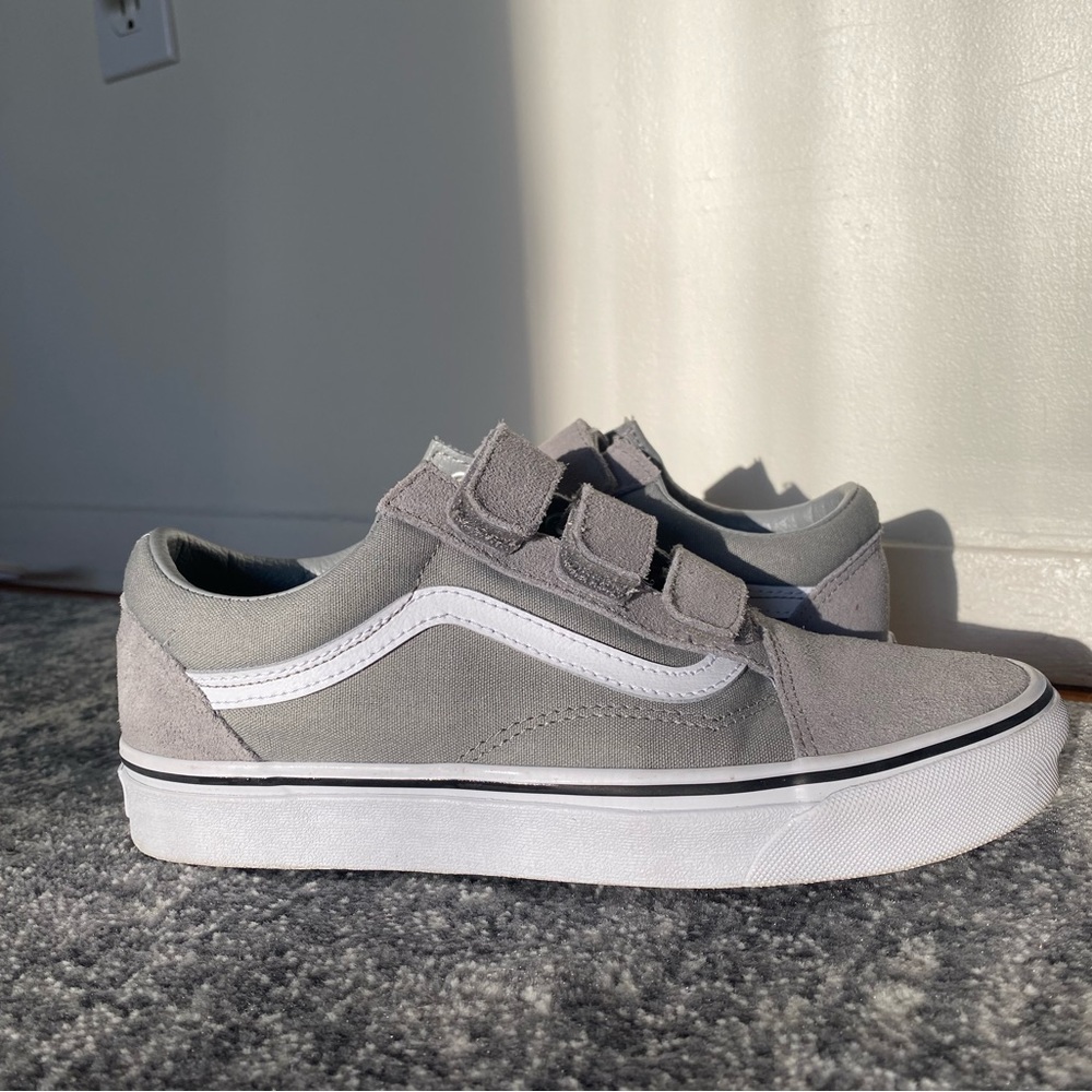 VANS SUEDE OLD SCHOOL V SHOE!